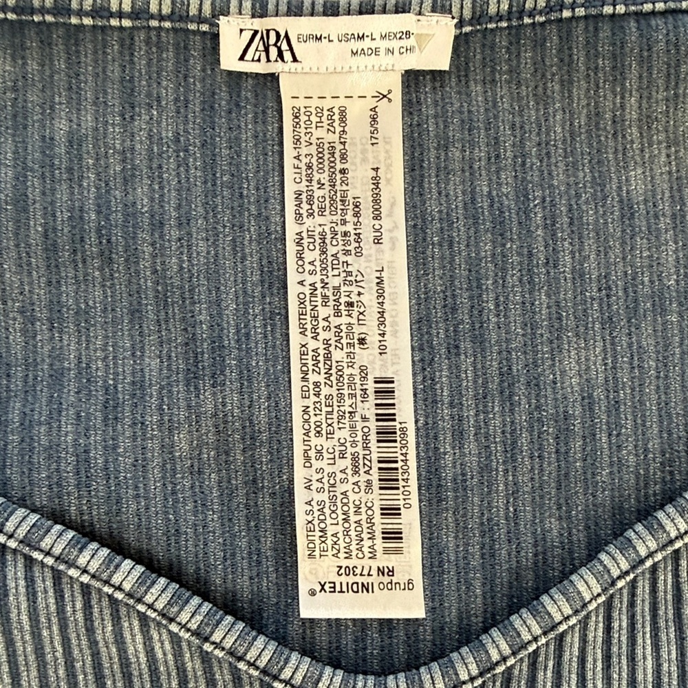 Zara Navy Ribbed Crop Top - Picture 2 of 3